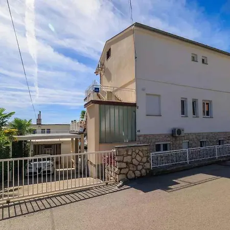 Appartamento In 53941 Dramalj