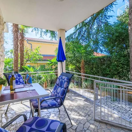 Appartamento In 53941 *