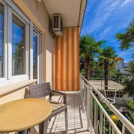 Appartamento In 53941 Dramalj