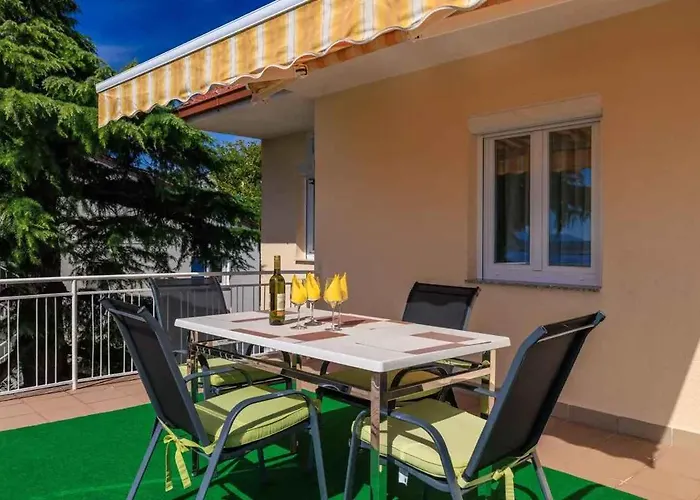 In 53941 Apartman Dramalj