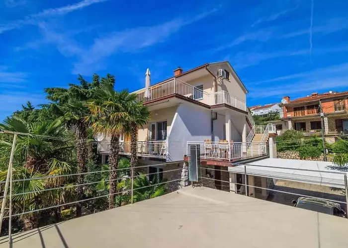 Apartman In 53941 Dramalj