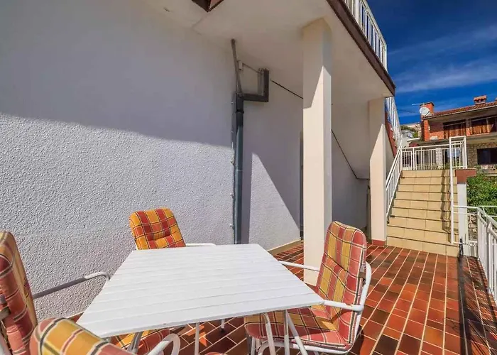 Apartman In 53941 Dramalj