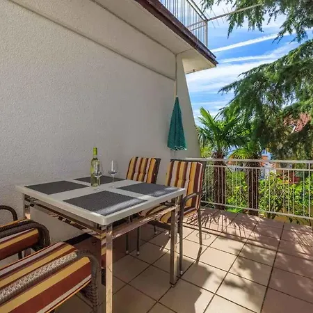 Appartement In 53941